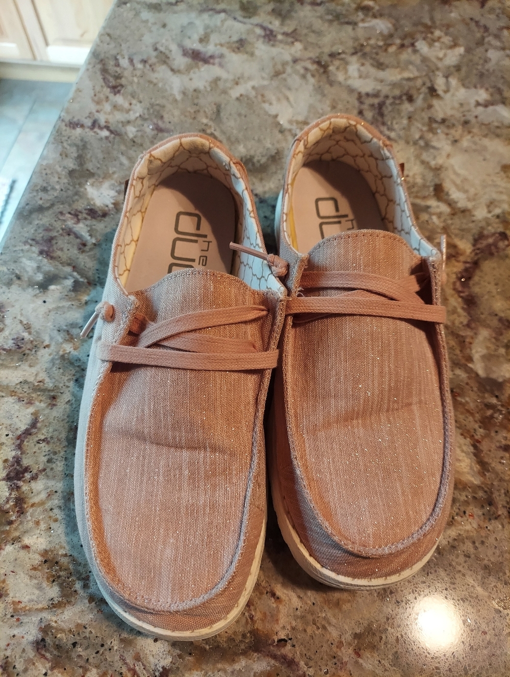 Hey Dude Women's Wendy Sparkling Rose Gold Size 7